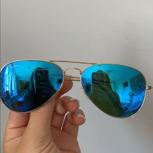 blue rayban aviators